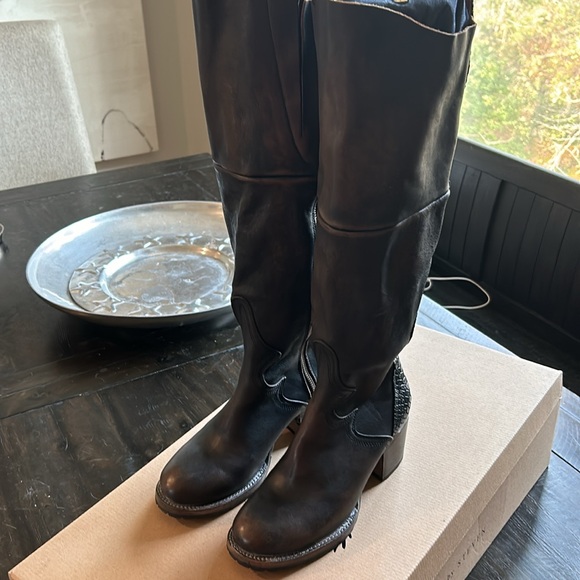 Freebird by Steven Calgary Boots Size 8. - Picture 6 of 16